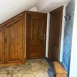 Bed & Breakfast Dwor Karwacz
