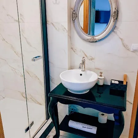 Dwor Karwacz Пшасныш