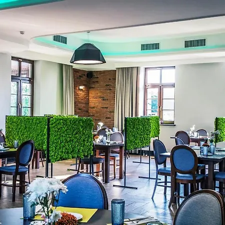 Nocleg ze śniadaniem Dwór Karwacz