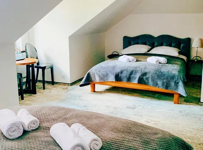 Dwór Karwacz 3* Przasnysz